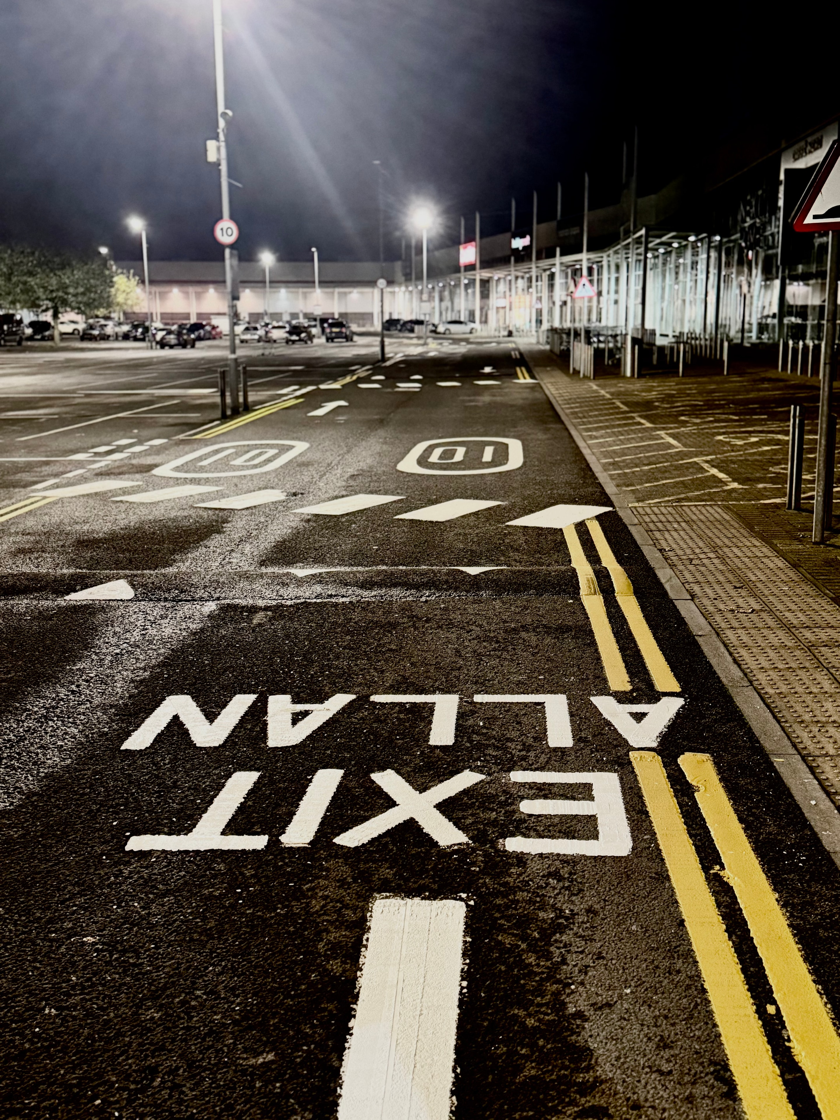Markex road markings and double yellows — Cardiff